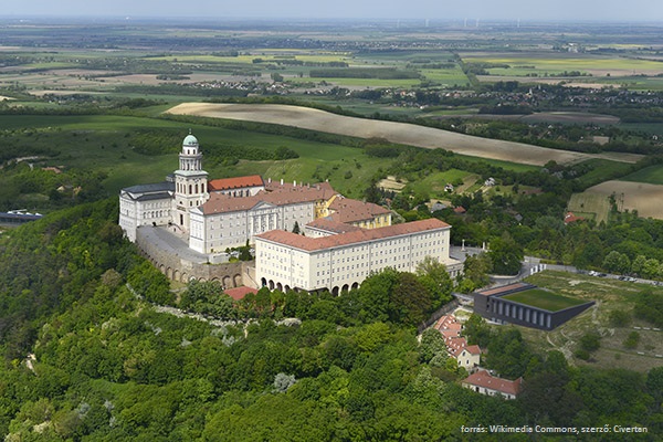 Bábolnai Ménes - Pannonhalma - Győr